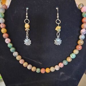 Sunny set semiprecious stones necklace and earrings Handmade